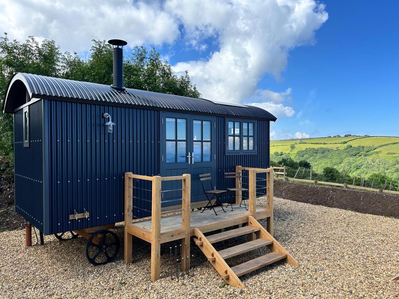 West Lyn Farm B&B And Shepherd Hut Lynton Eksteriør bilde
